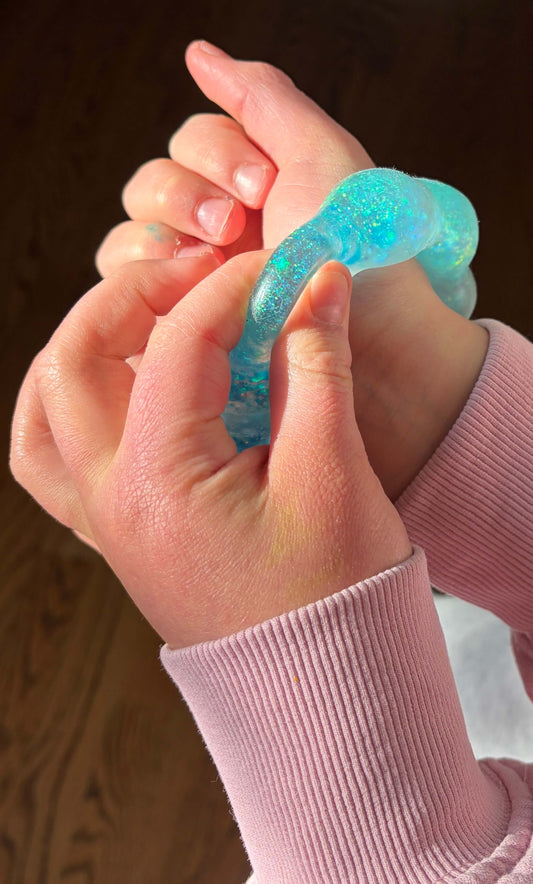Feelzies™ Squishy Loop — The Bracelet Kids Can’t Stop Squeezing